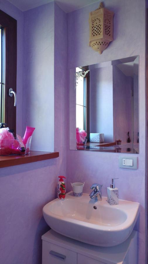 La Casa Delle Fate Villa Cremia Екстериор снимка