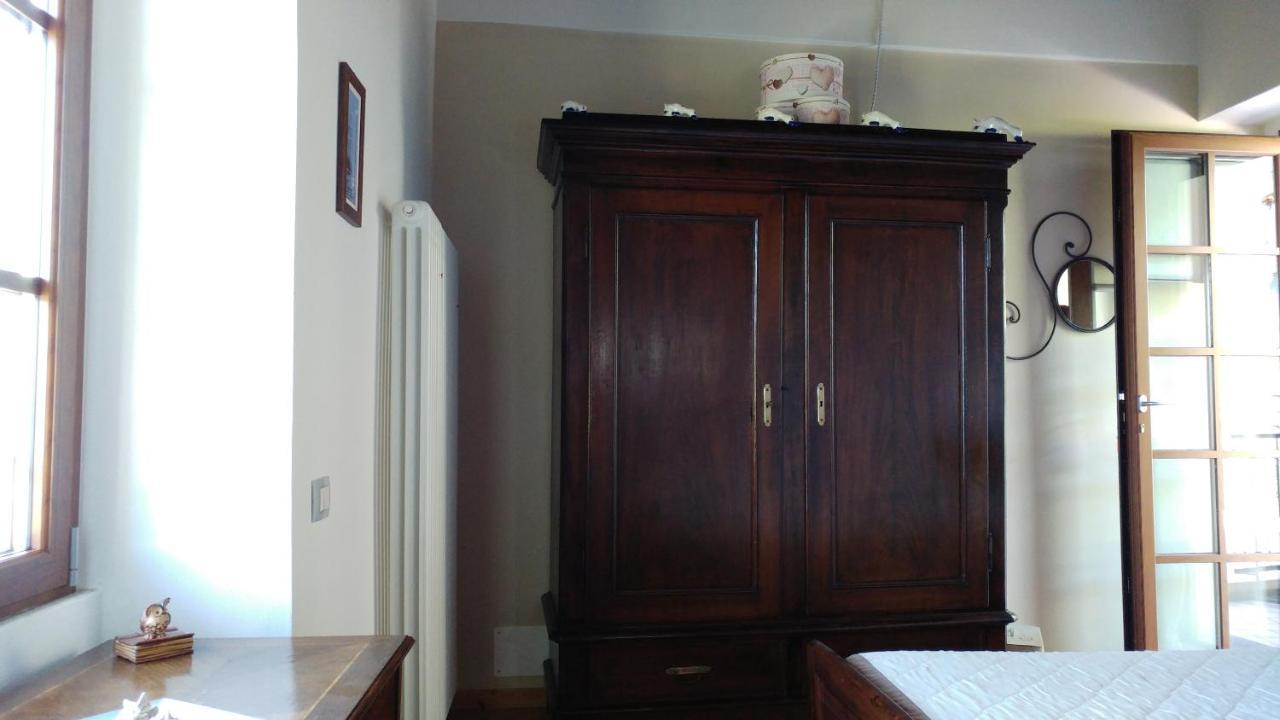 La Casa Delle Fate Villa Cremia Екстериор снимка