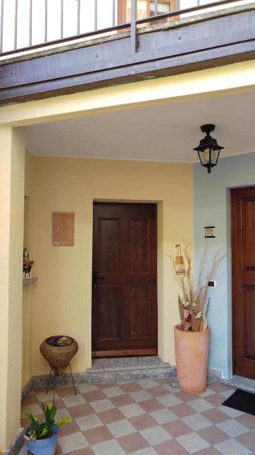La Casa Delle Fate Villa Cremia Екстериор снимка